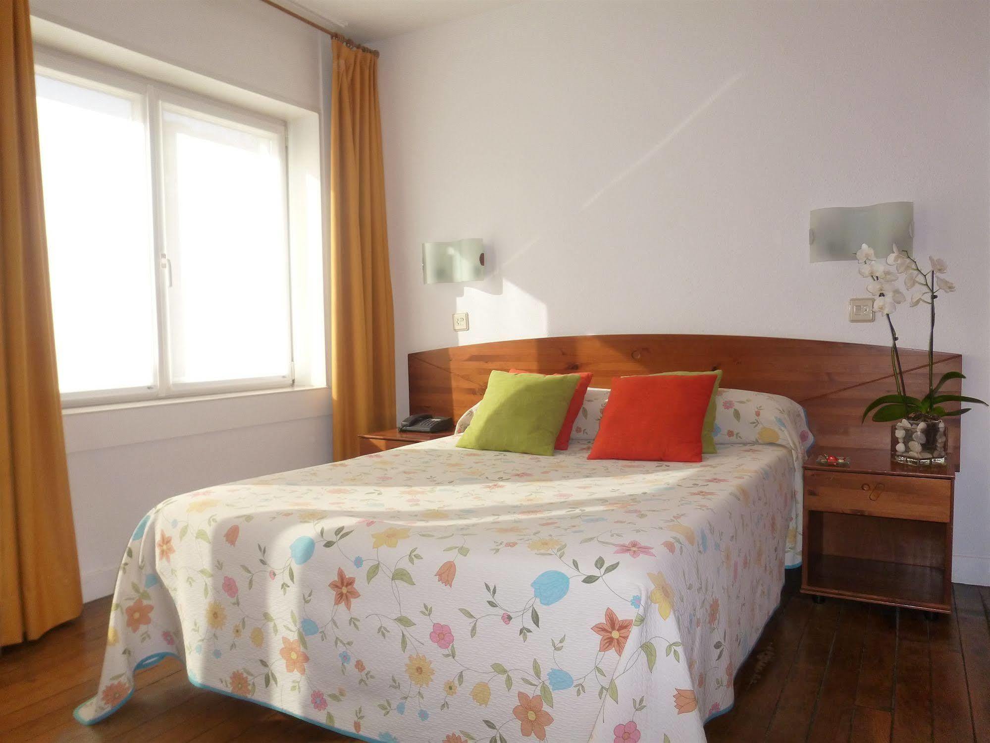 Hotel Record San Sebastian Luaran gambar